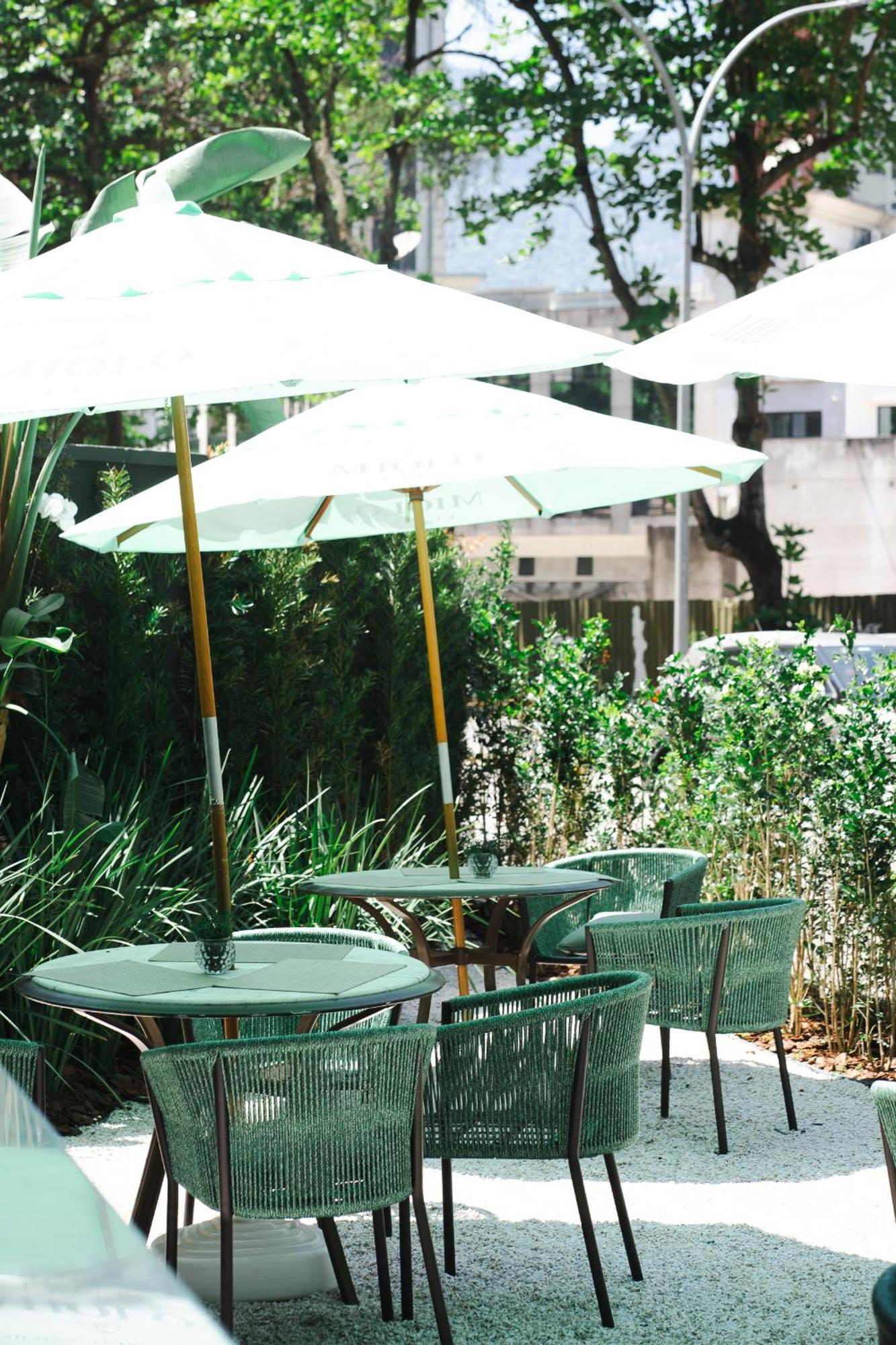 Radisson Rio De Janeiro Barra Hotel Luaran gambar The garden of the restaurant